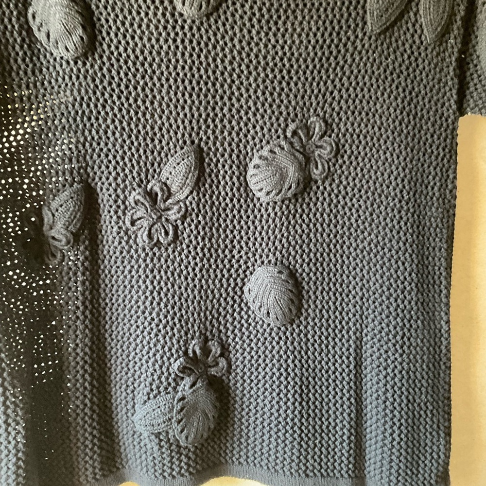Chico's Black Knit Top with Floral Detail. Size L. - Picture 4 of 9